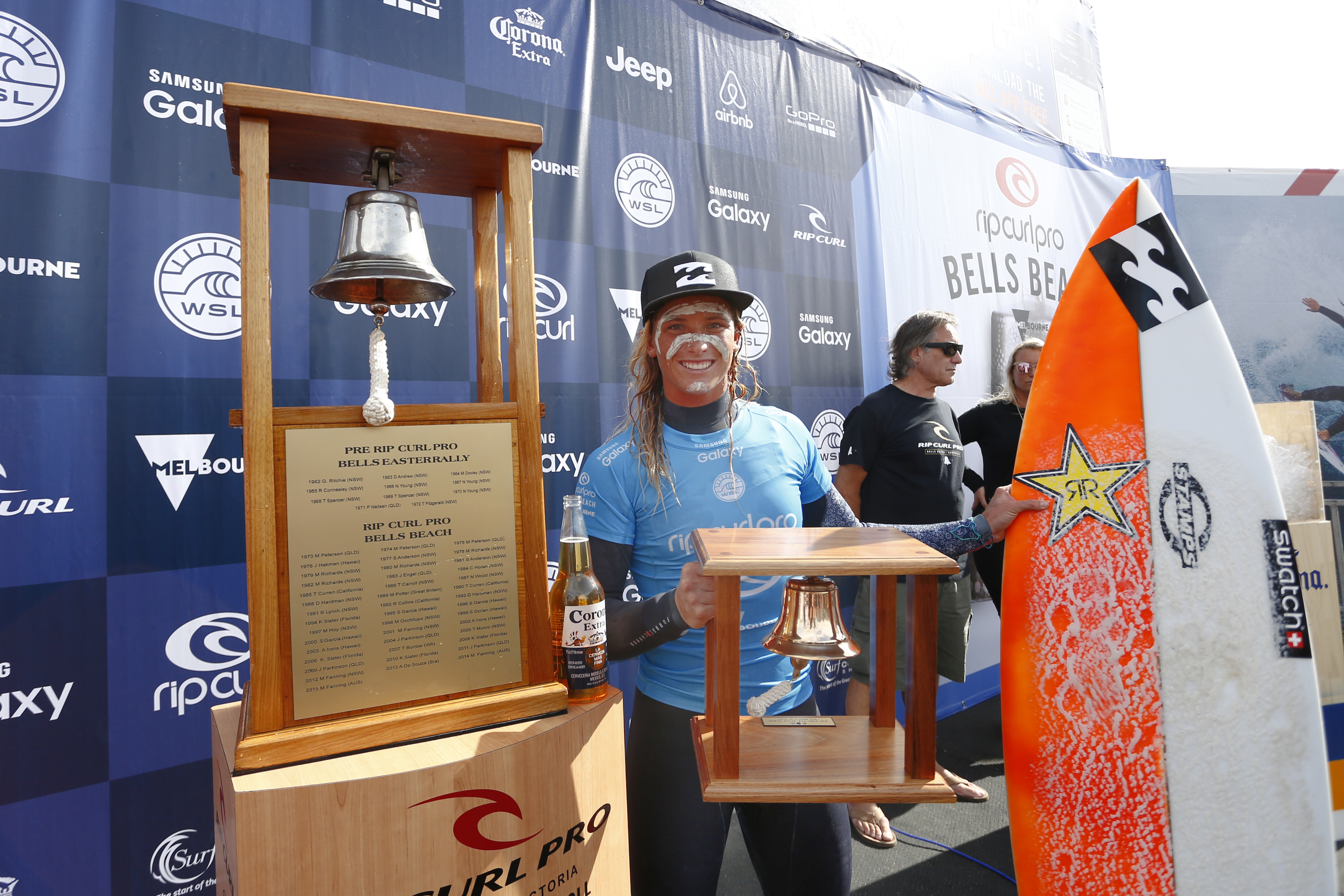 Courtney Conlogue (USA) claims her first victory at the Rip Curl Women's Pro Bells Beach Image: WSL / Cestari