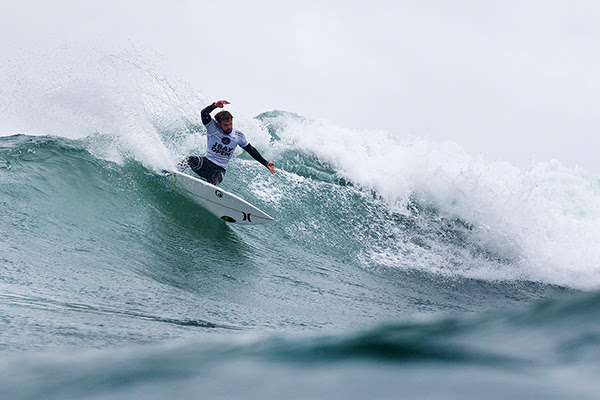 Alejo Muniz (BRA) posted the day's highest single-wave score and heat total to earn his place in the Quarterfinals tomorrow. Image: WSL / Cestari